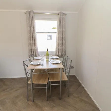 Coverdale Large Pod Yarm